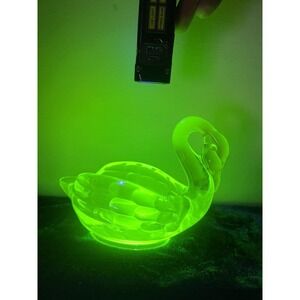 Uranium Glass Swan Dish Vintage Rare  Viking Glass